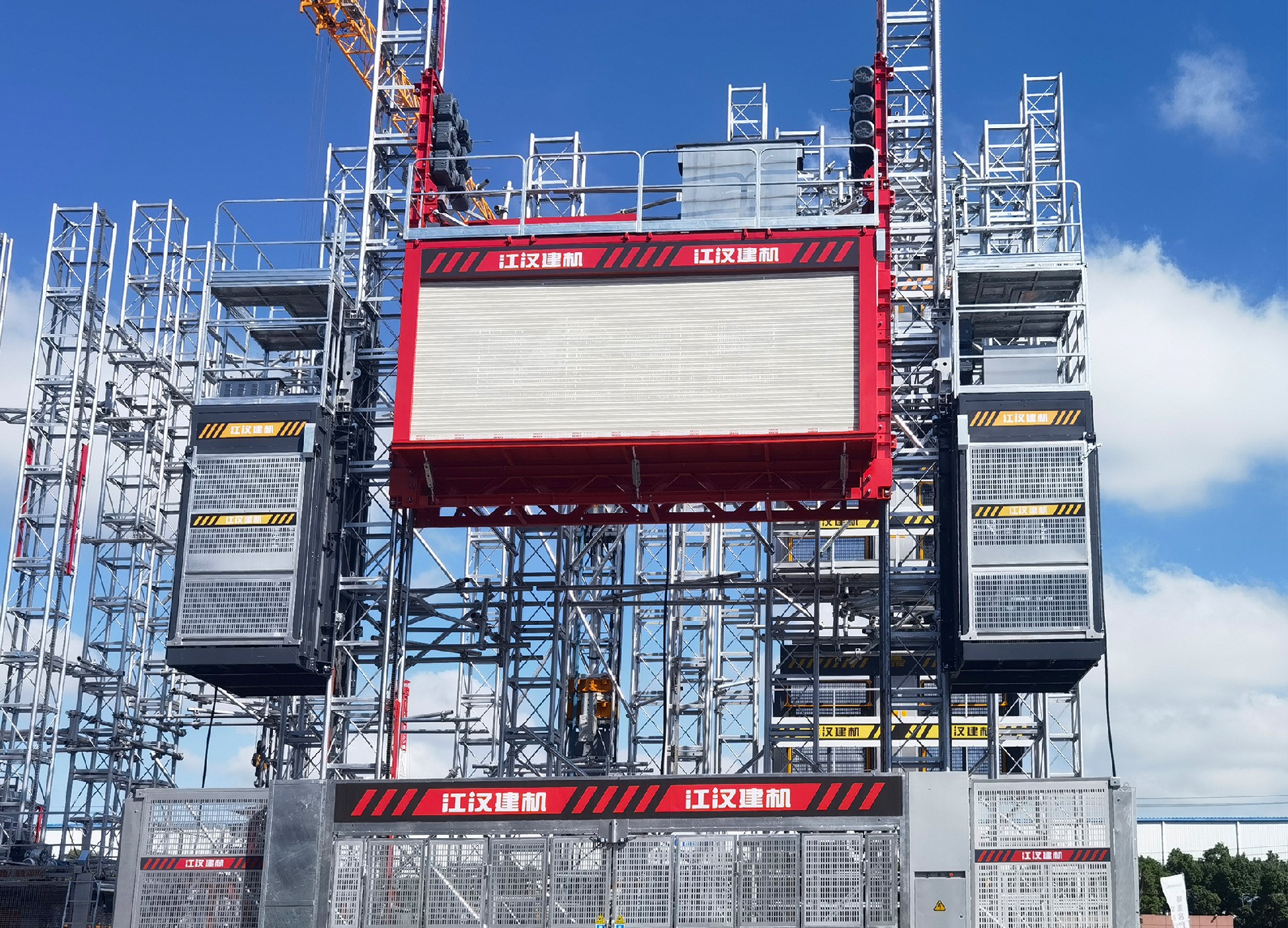 特種（多領(lǐng)域）雙柱施工升降機